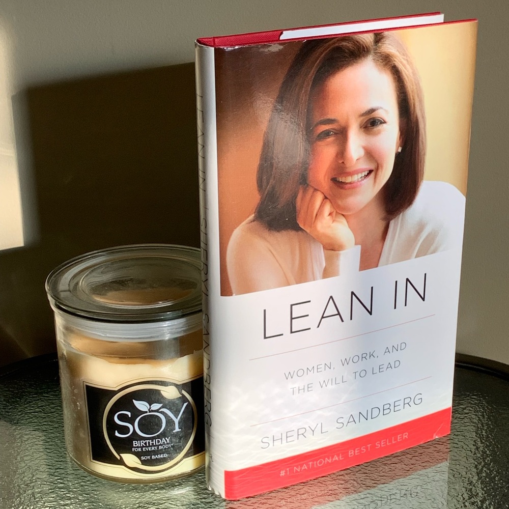 ☀️ 2/$20 Sale ☀️ Lean In: Women, Work & the Will to Lead Book by Sheryl Sandberg